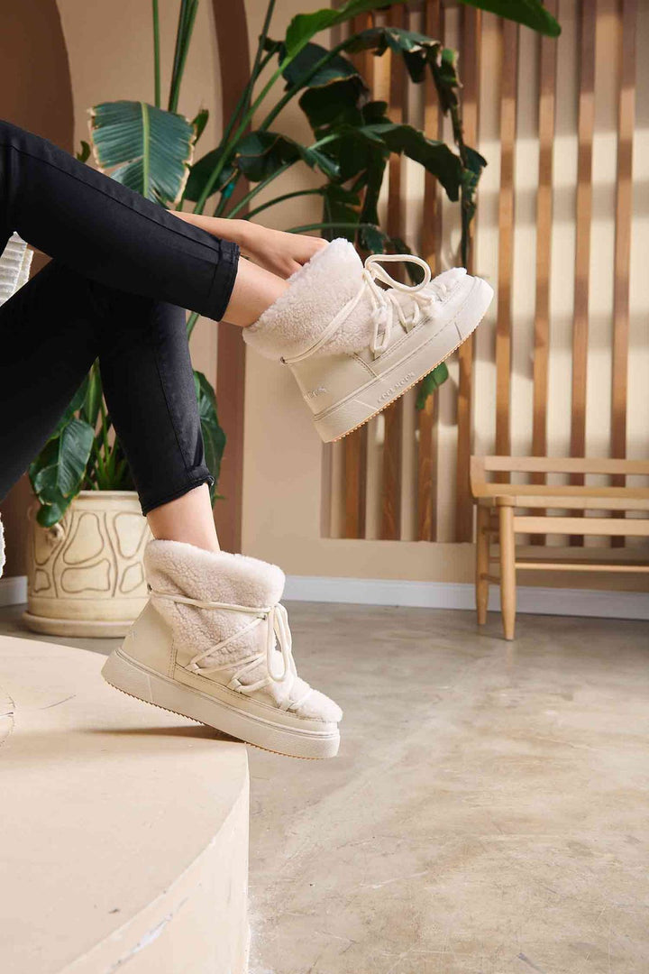 Cool Moon Genuine Sheepskin Women's Sneakers 355067  - Ivory