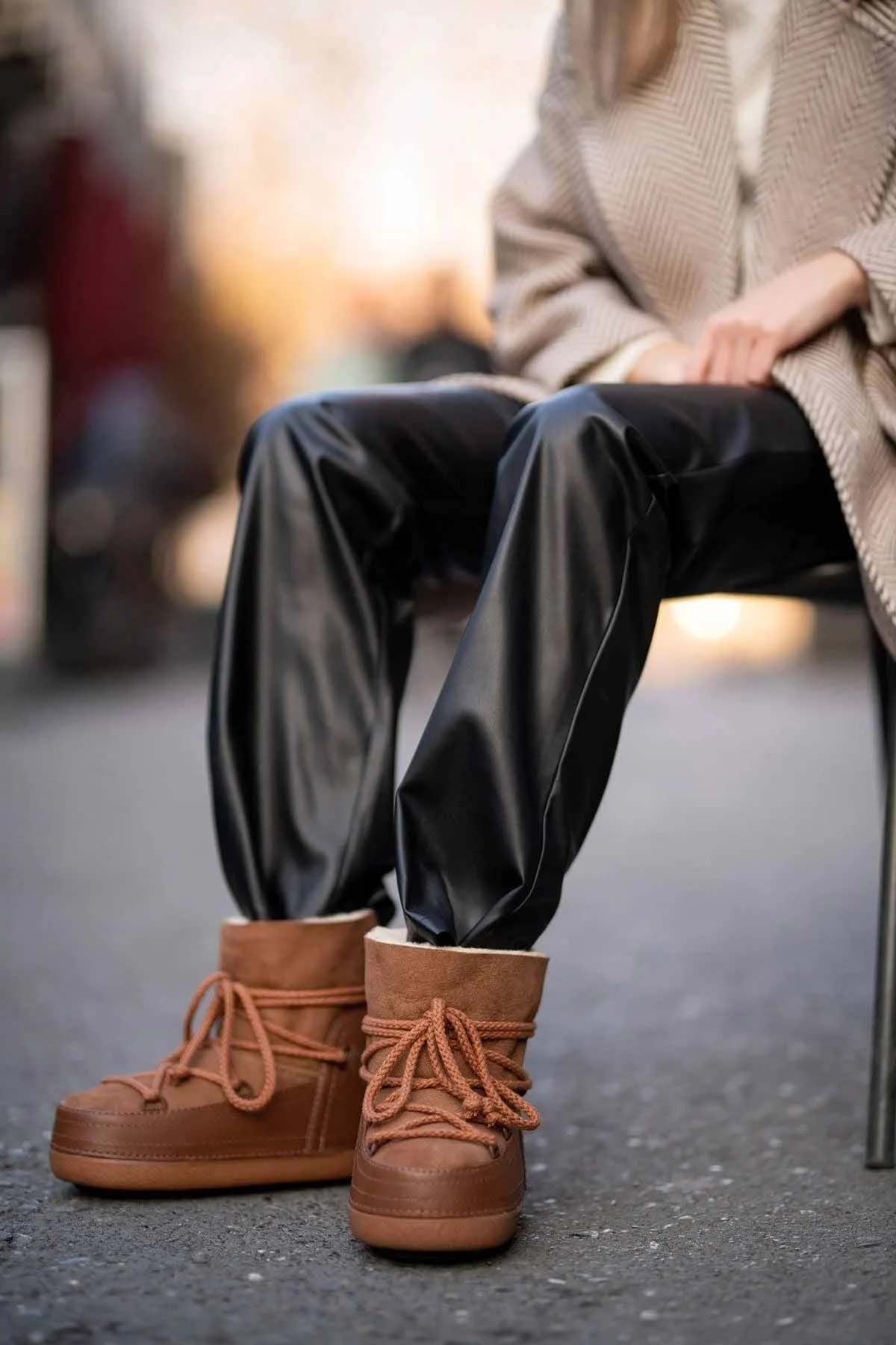 Cool Moon Shearling Women's Snow Boots 251368  - Chestnut