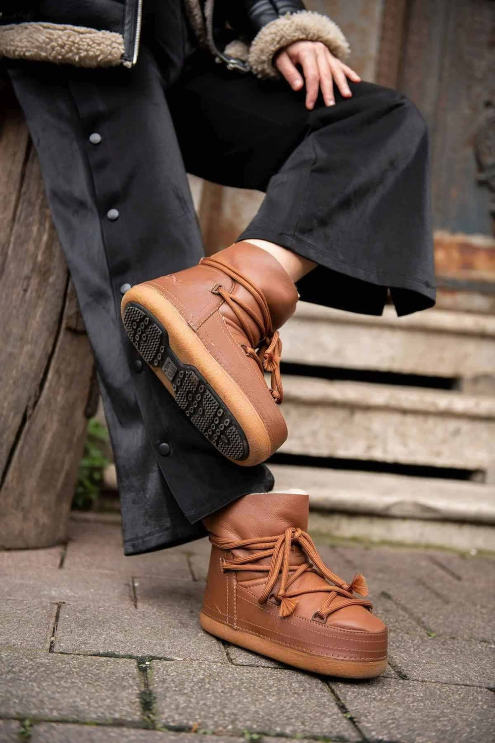 Cool Moon Women's Shearling Snow Boots 251369  - Chestnut