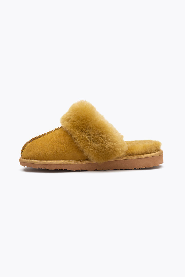 Pegia Monse Sheepskin Women's Slippers - Pegia