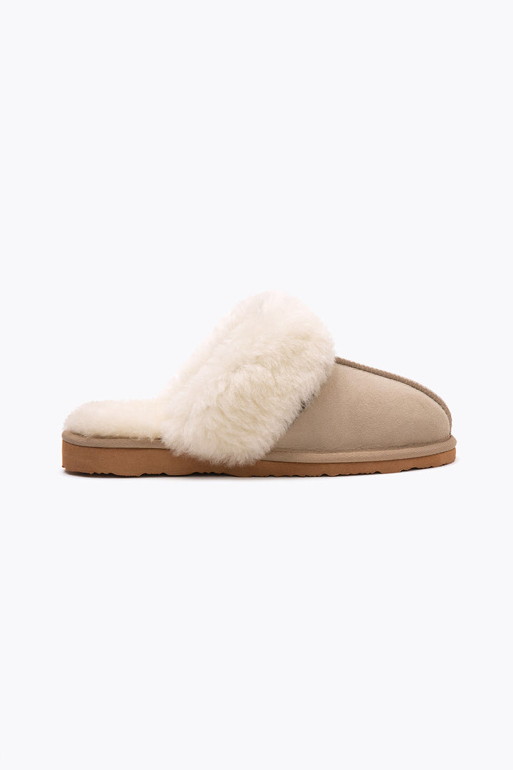 Pegia Monse Sheepskin Women's Slippers - Pegia