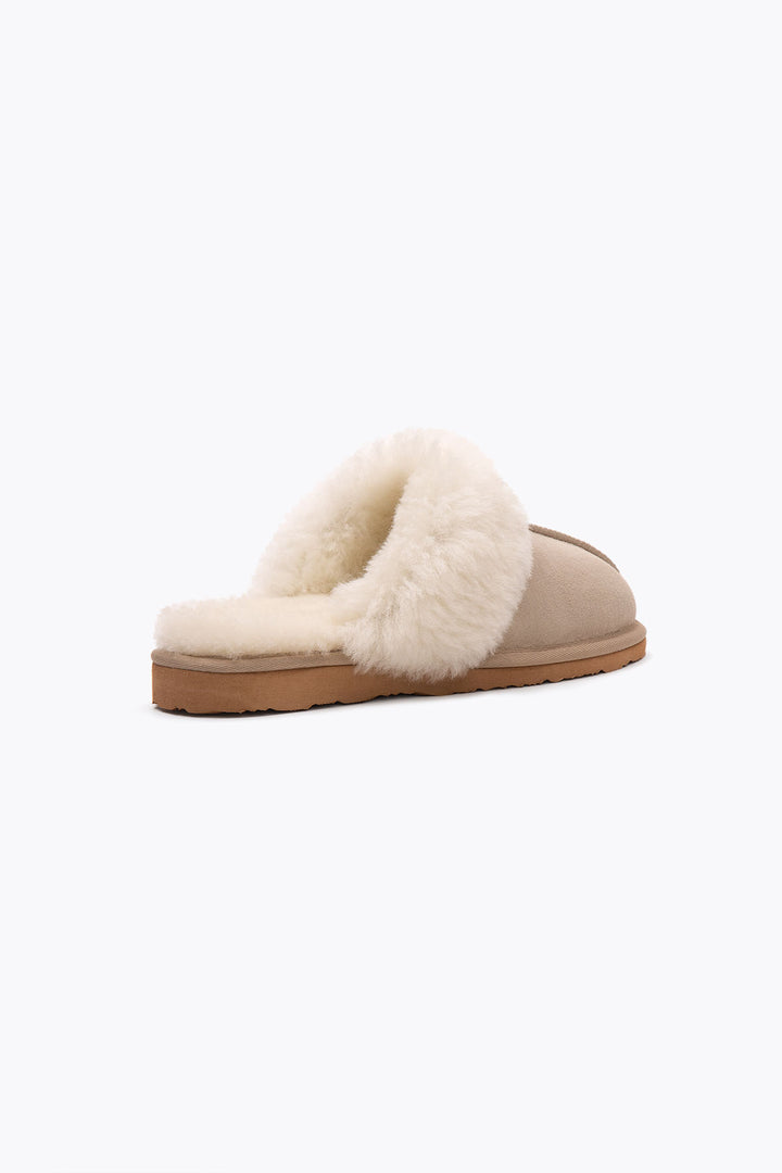 Pegia Monse Sheepskin Women's Slippers - Pegia