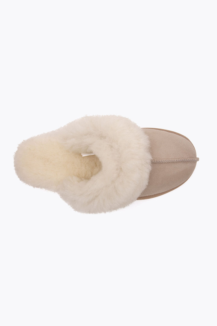 Pegia Monse Sheepskin Women's Slippers - Pegia
