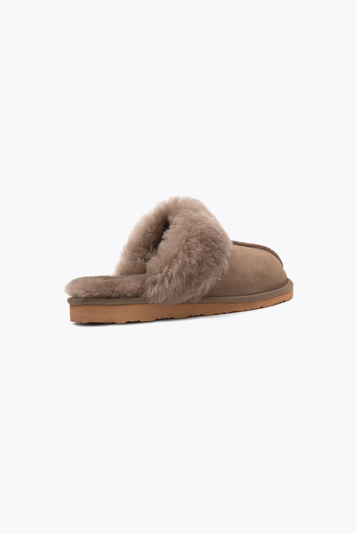 Pegia Monse Sheepskin Women's Slippers - Pegia