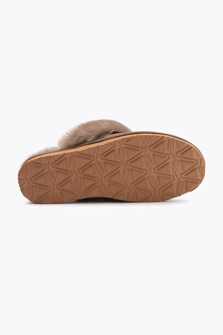 Pegia Monse Sheepskin Women's Slippers - Pegia