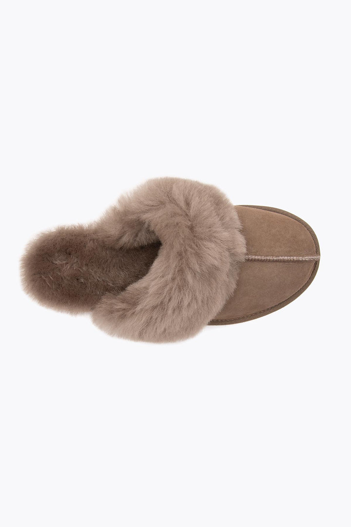 Pegia Monse Sheepskin Women's Slippers - Pegia