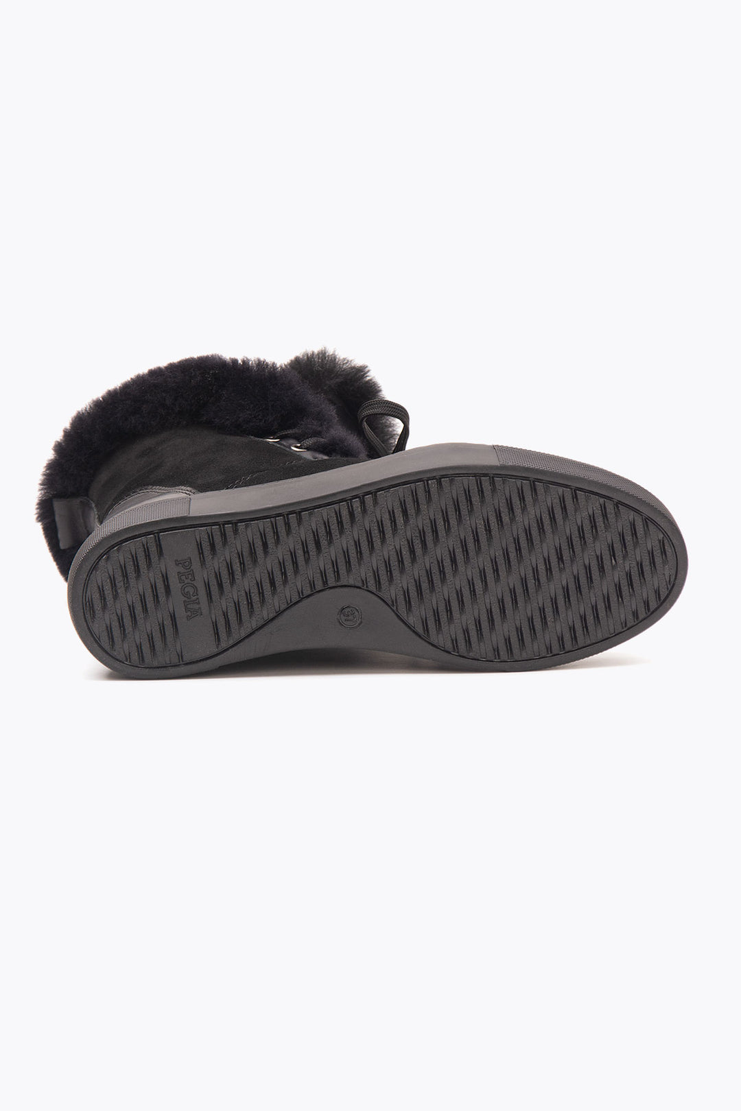 Pegia Leira Shearling Women's Boots - Pegia