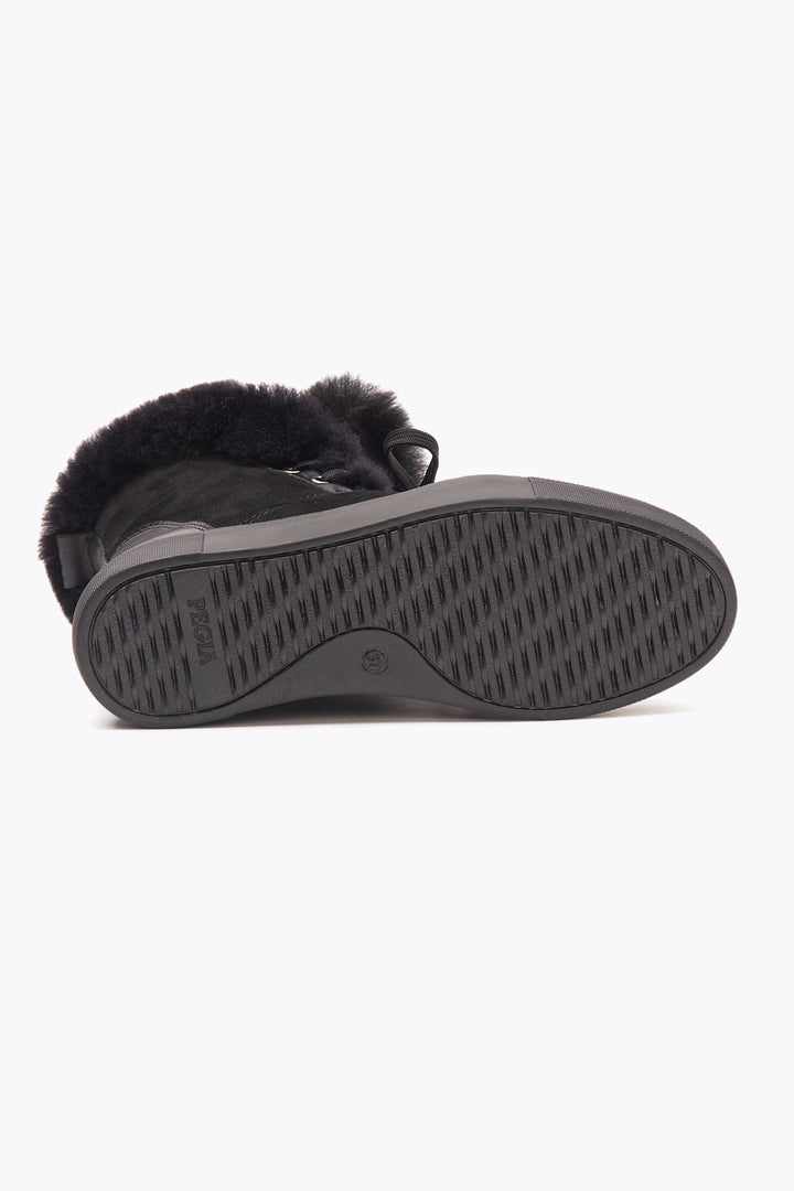Pegia Leira Shearling Women's Boots - Pegia