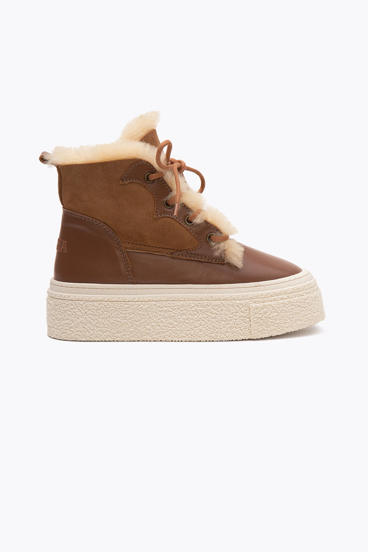 Pegia Nora Shearling Platform Women's Boots - Pegia