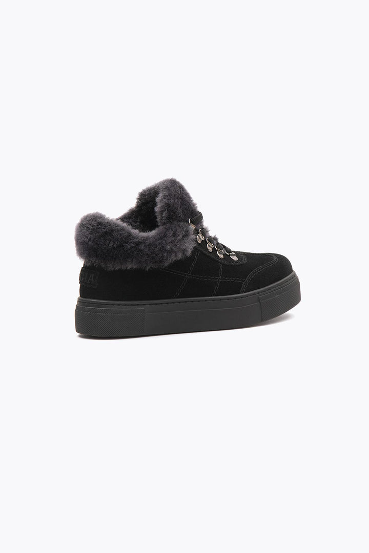 Pegia Valen Sheepskin Women's Sneakers - Pegia