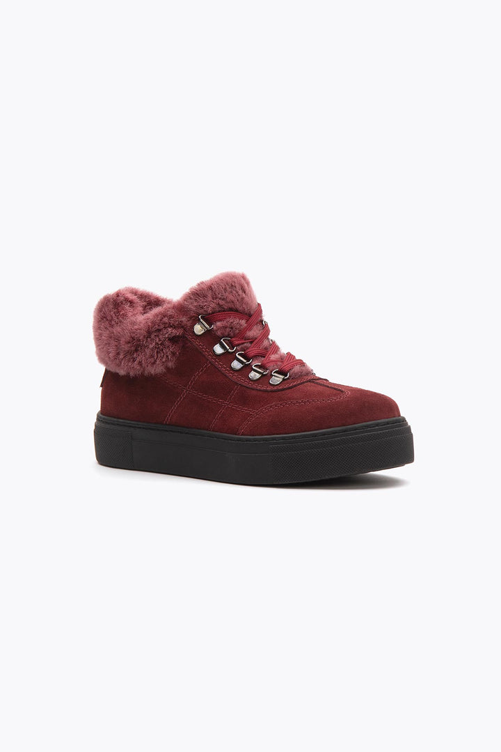 Pegia Valen Sheepskin Women's Sneakers - Pegia
