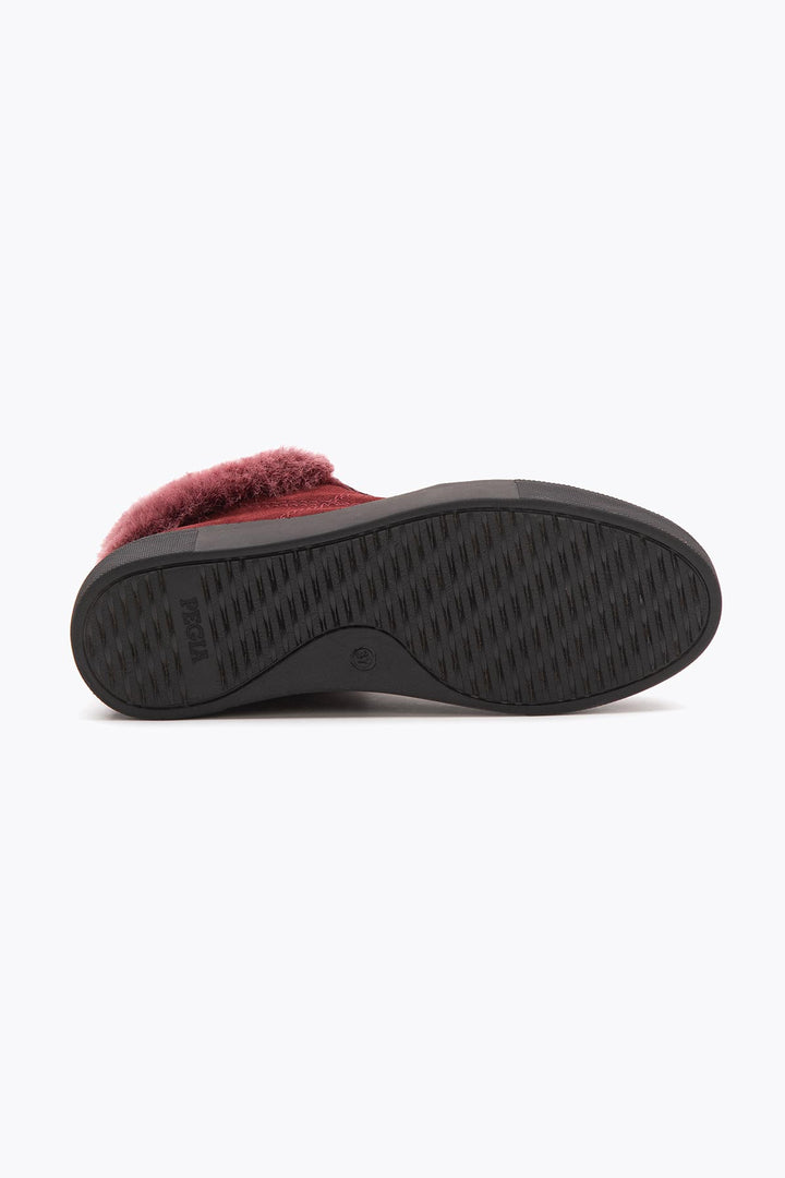 Pegia Valen Sheepskin Women's Sneakers - Pegia