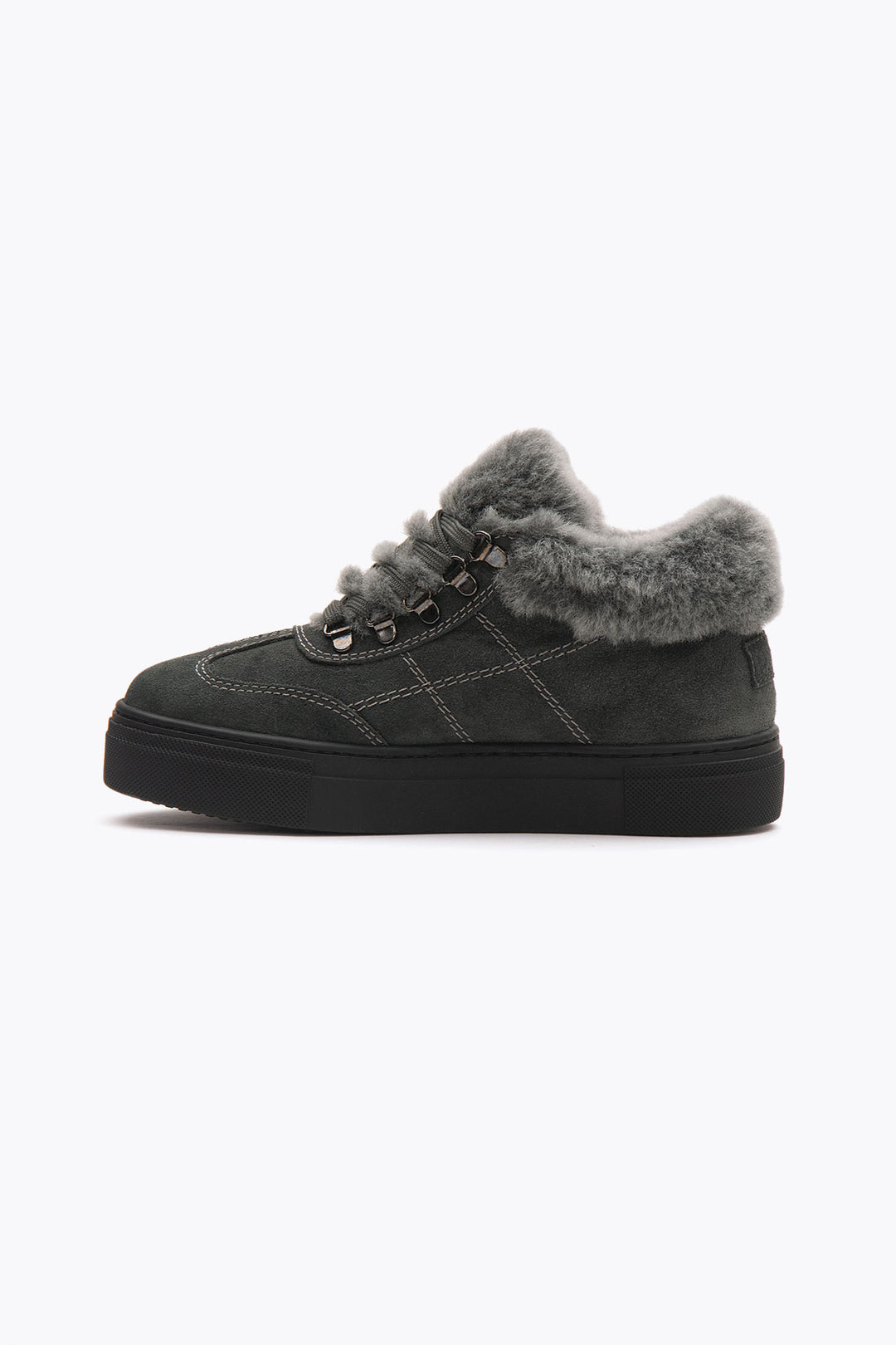 Pegia Valen Sheepskin Women's Sneakers - Pegia