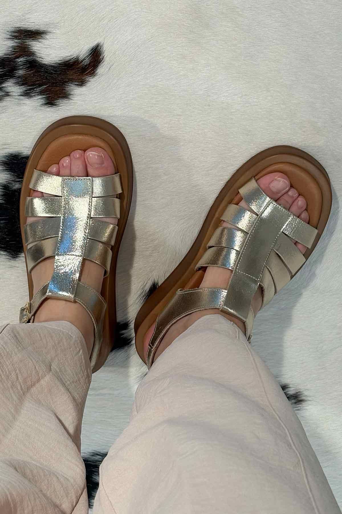 Pegia Strappy Women’s Leather Sandals DG6096  - Gold