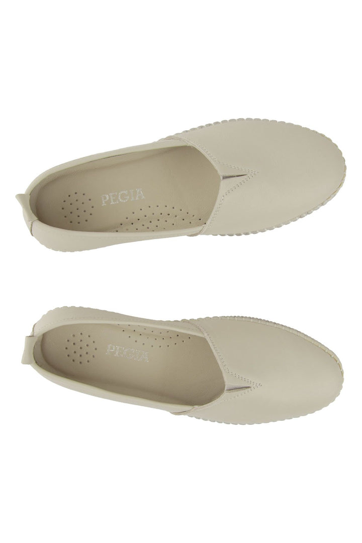 Pegia Women&