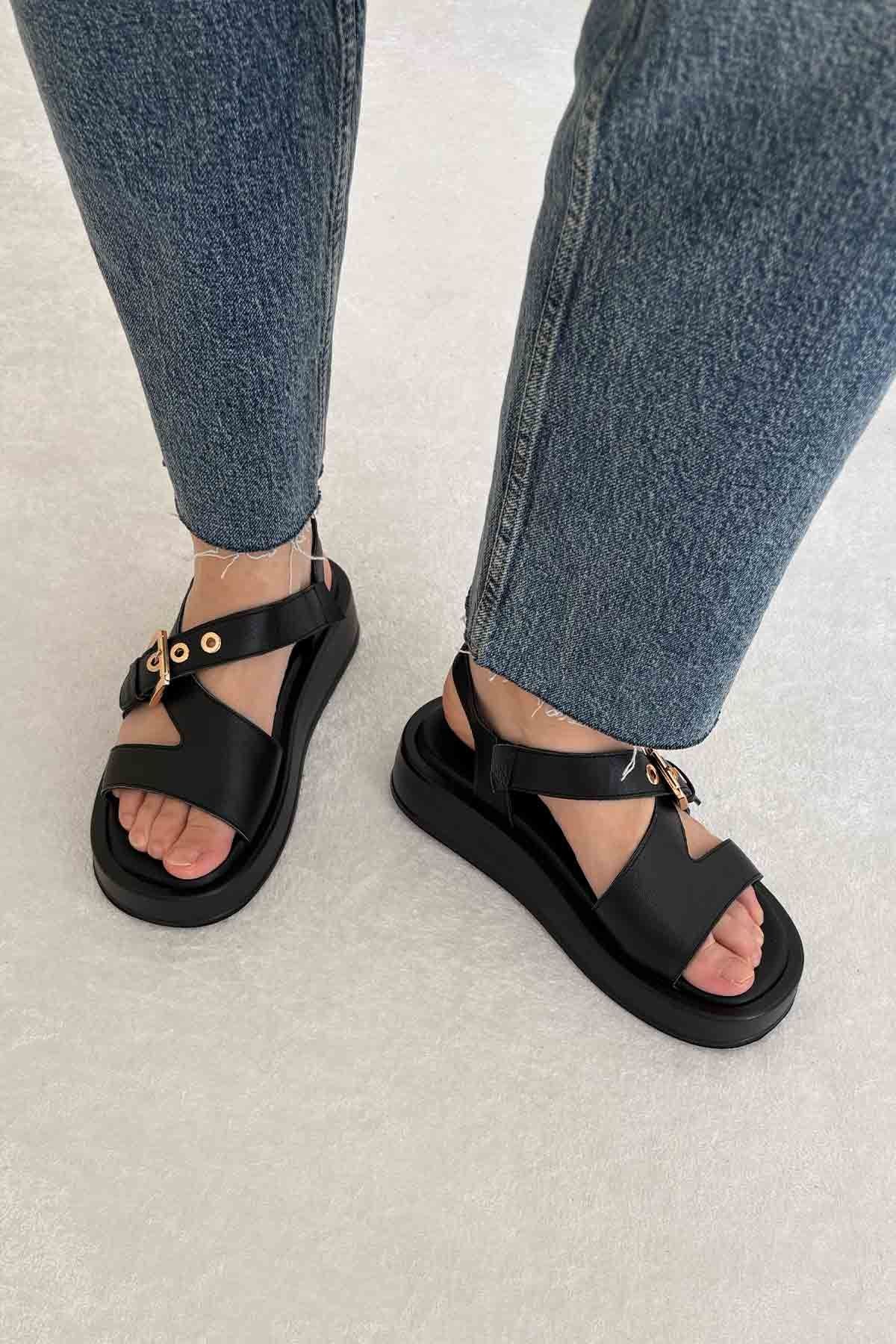 Pegia Women's Genuine Leather Sandal DG6093  - Black