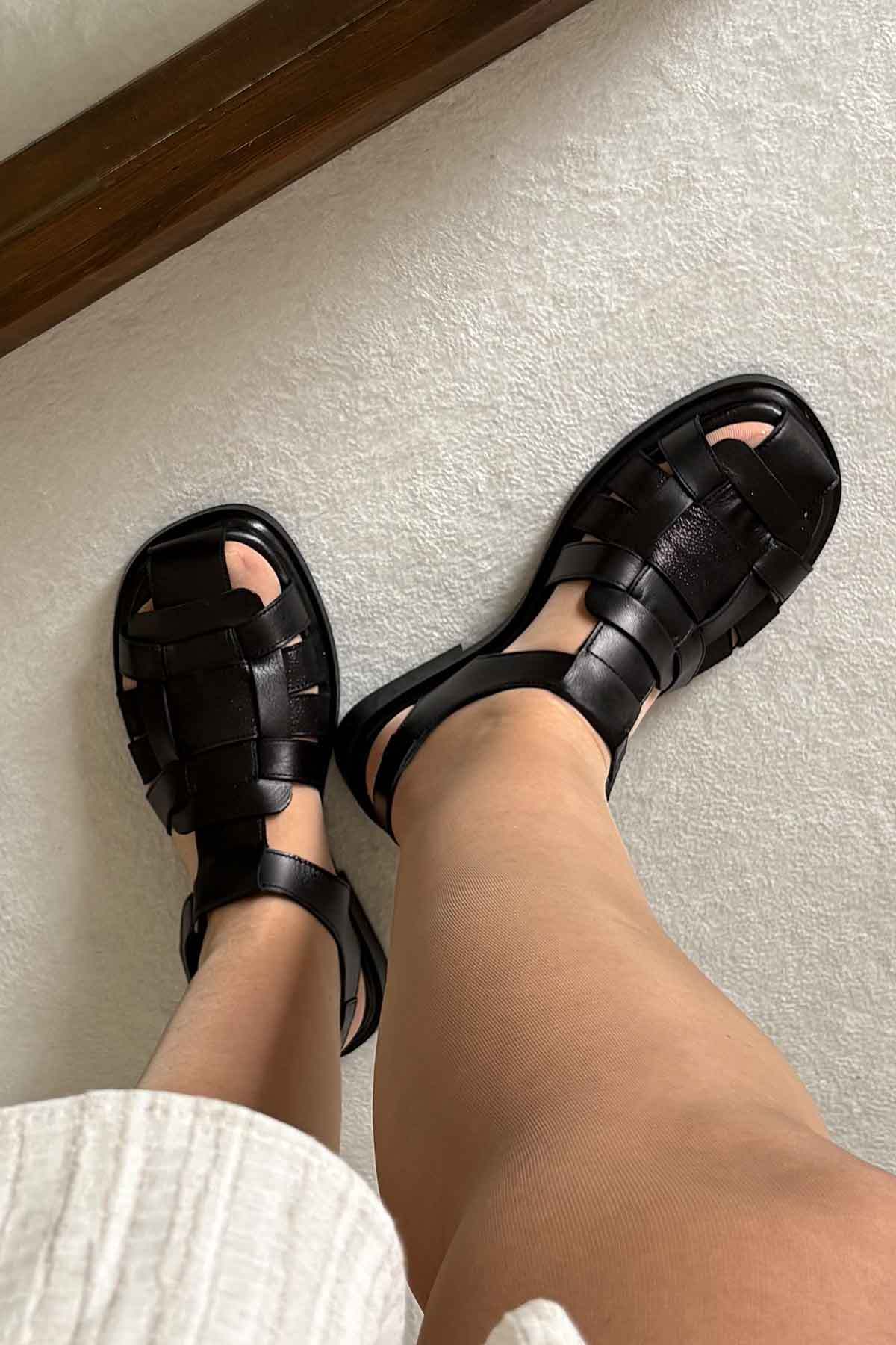Pegia Leather Knitted Women's Sandals DG6083  - Black