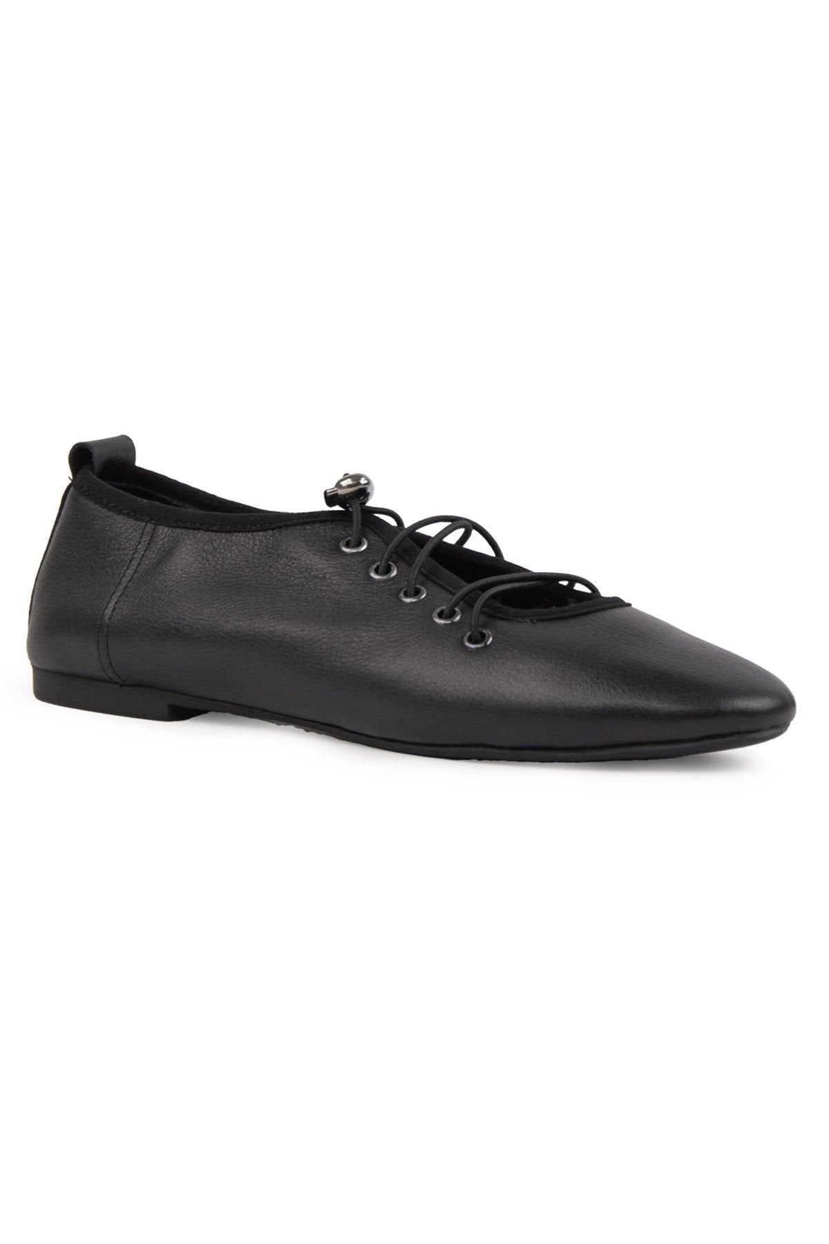 Pegia Leather Lace-Up Flats DG6047  - Black