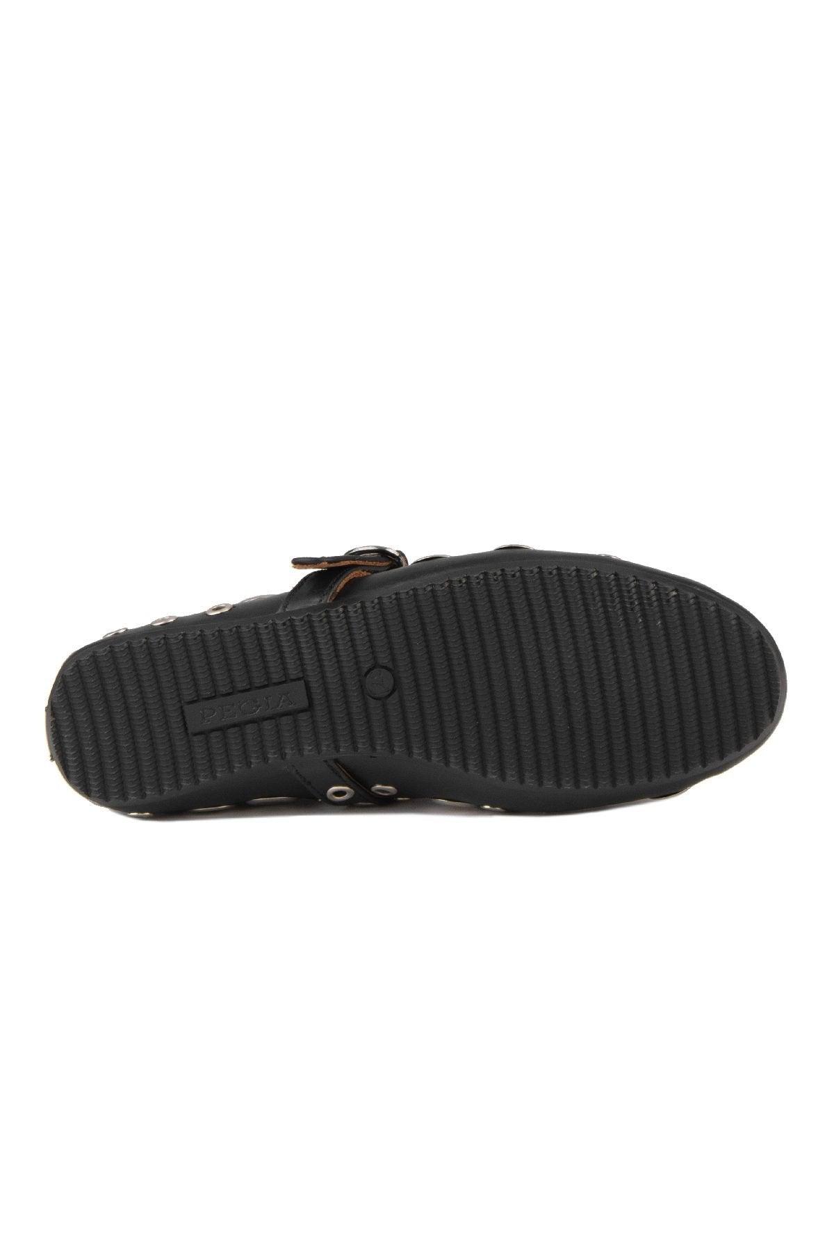Pegia Women's Leather Ballet Shoes 700954  - Black
