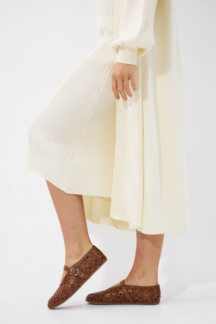 Pegia Women's Leather Ballet Shoes 700952  - Chestnut