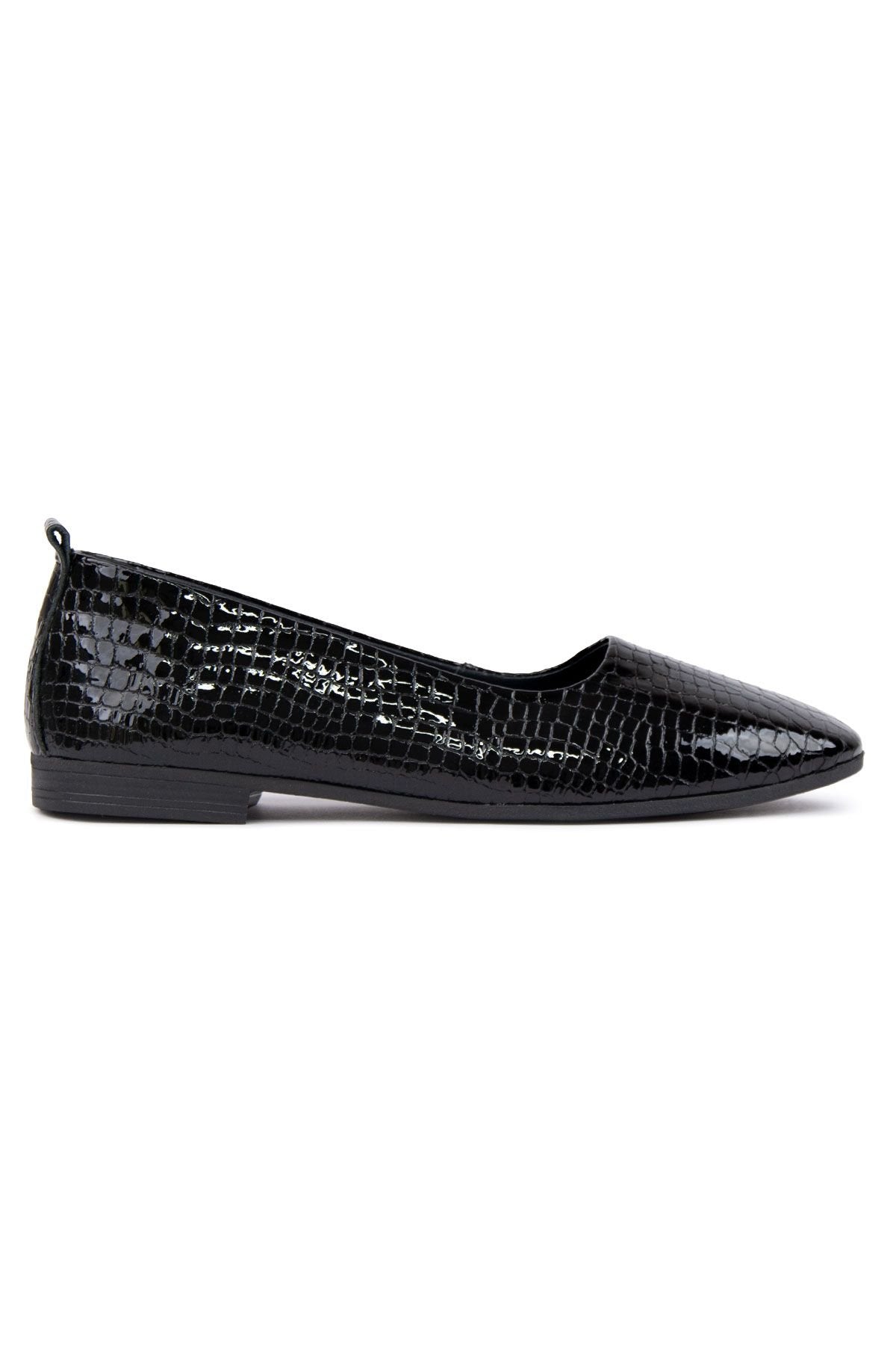 Pegia Genuine Leather Classic Flats DG6050  - Black