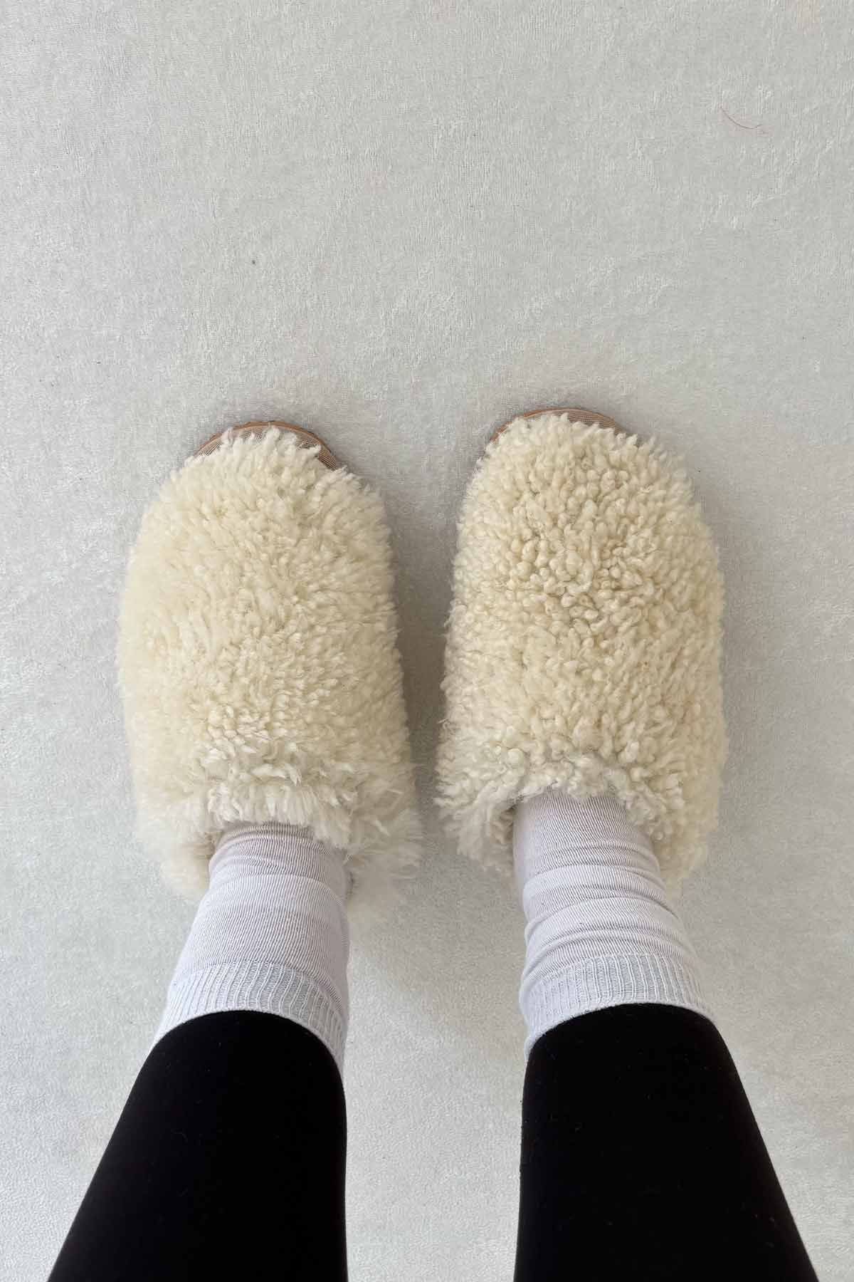 Pegia Genuine Sheepskin Fur House Slipper 191213  - Cream