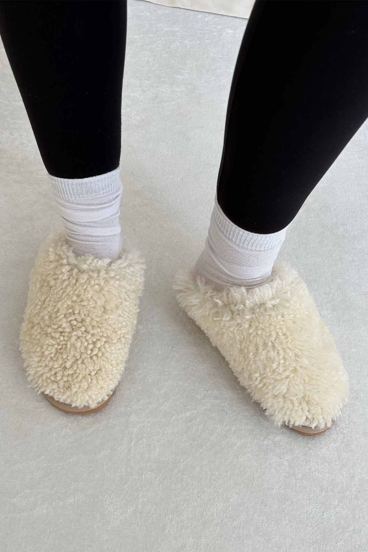 Pegia Genuine Sheepskin Fur House Slipper 191213  - Cream