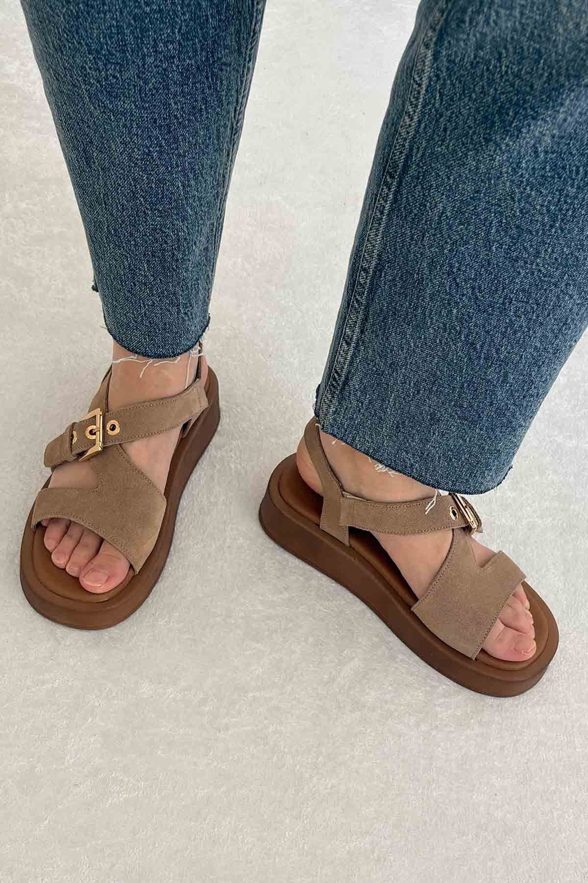 Pegia Genuine Suede Buckle Women's Sandal DG6092  - Latte