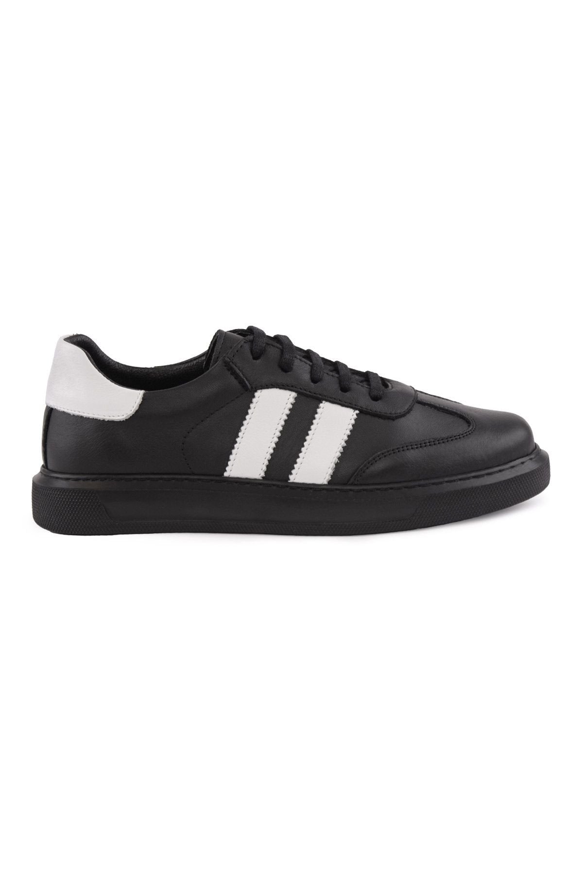 Pegia Women's Leather Sneakers DG6035  - Black
