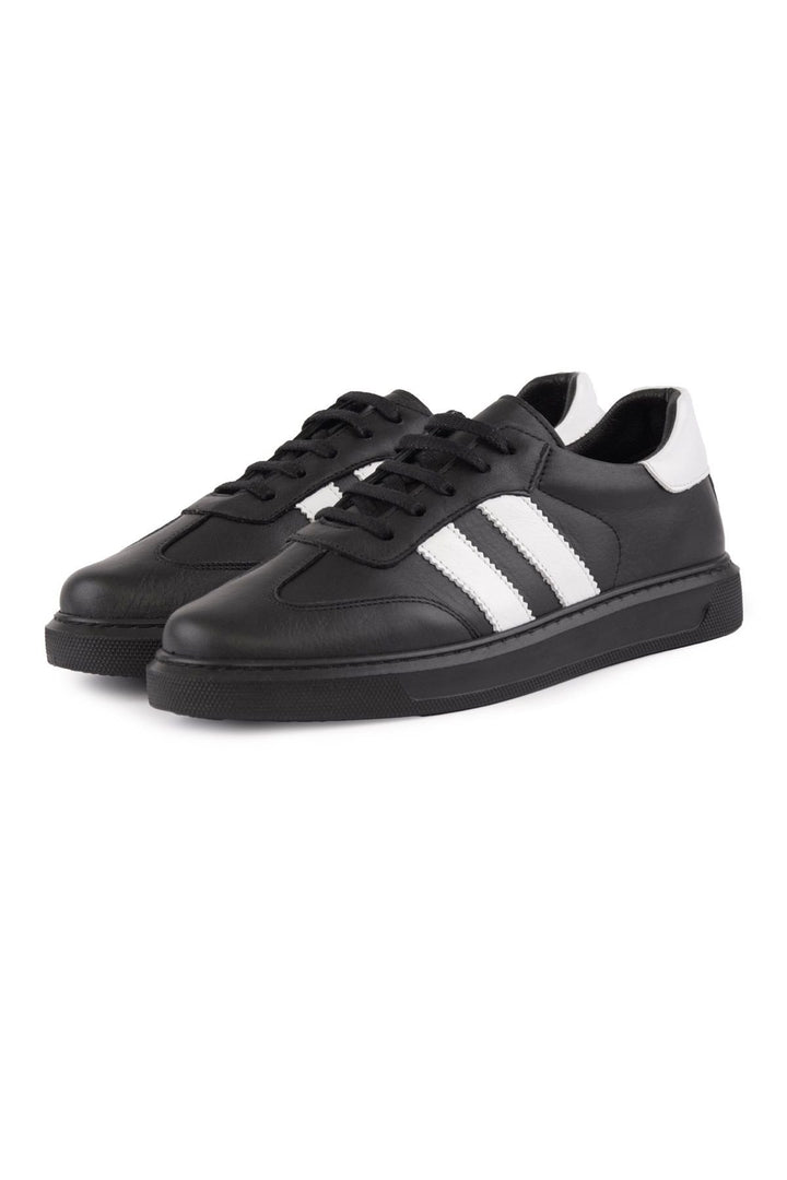 Pegia Women's Leather Sneakers DG6035  - Black