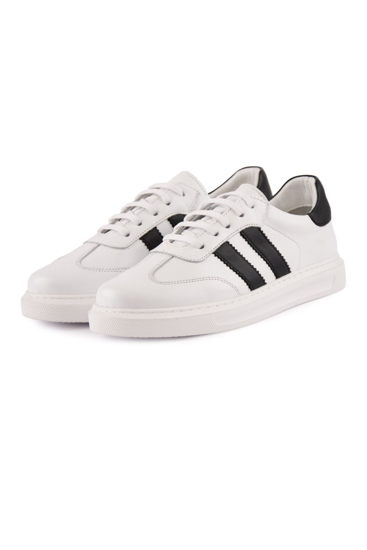 Pegia Women's Leather Sneakers DG6035  - White