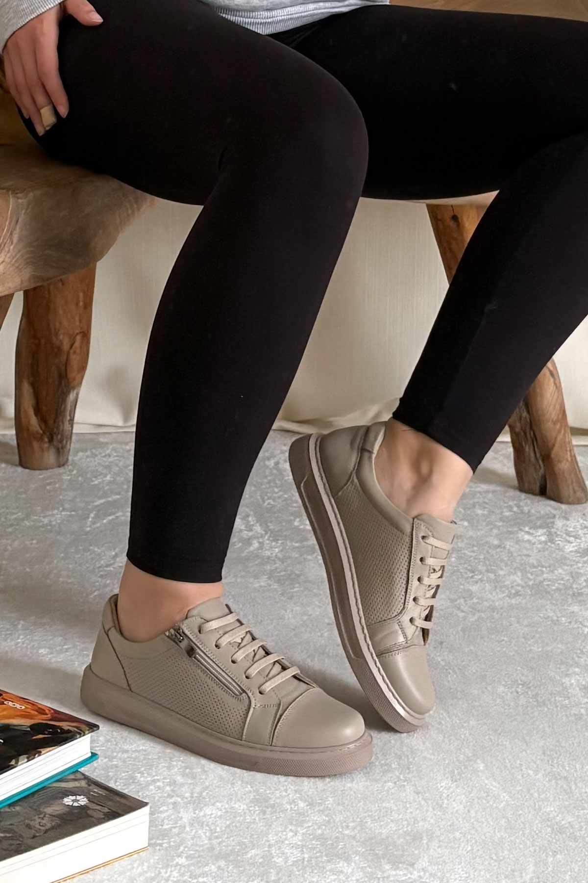 Pegia Women's Leather Sneakers DG6024  - Stone