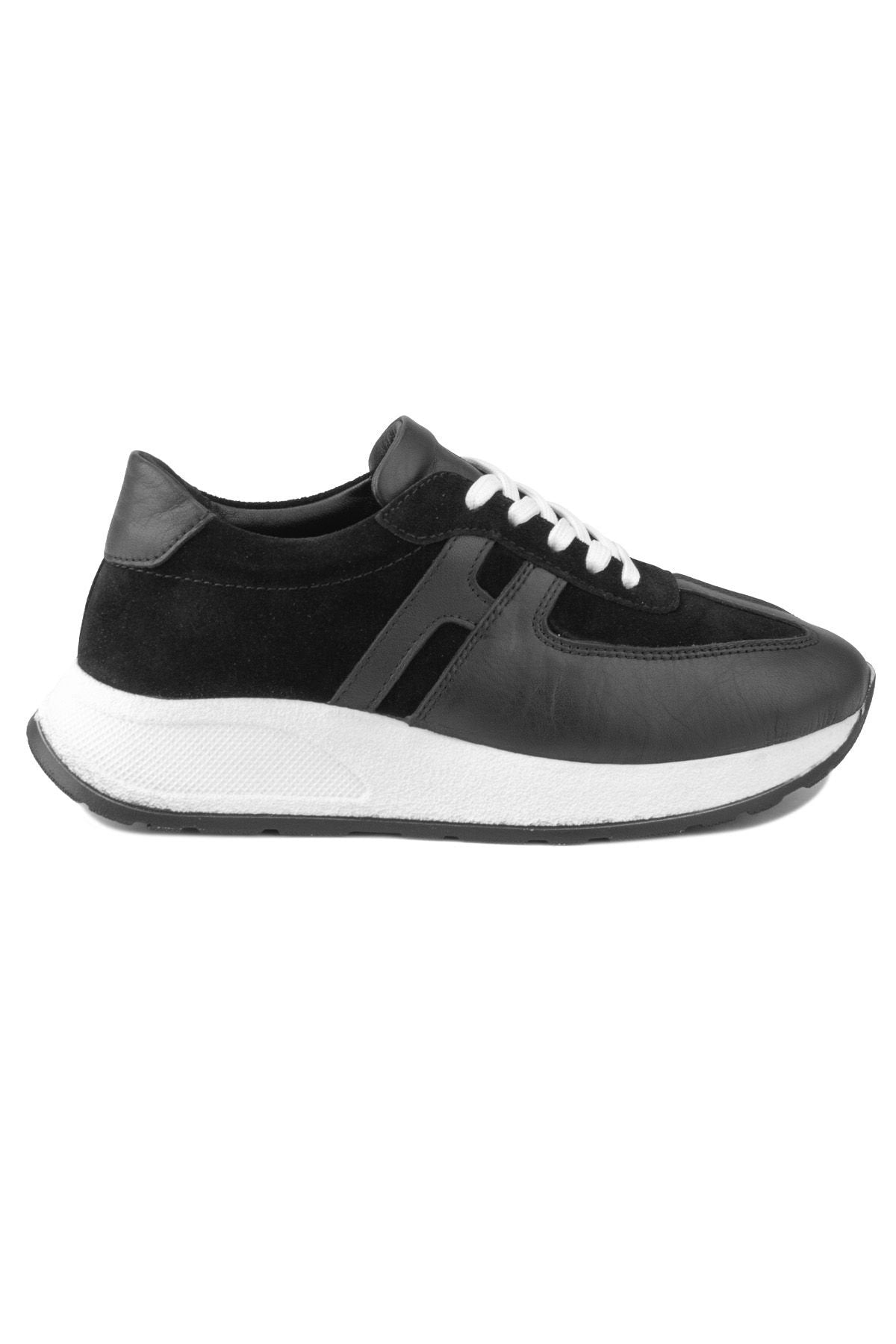 Pegia Women's Leather Sneakers DG6025  - Black