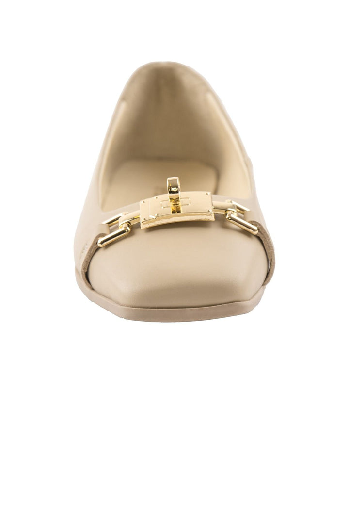 Pegia Women's Leather Buckled Ballerinas DG6032  - Beige
