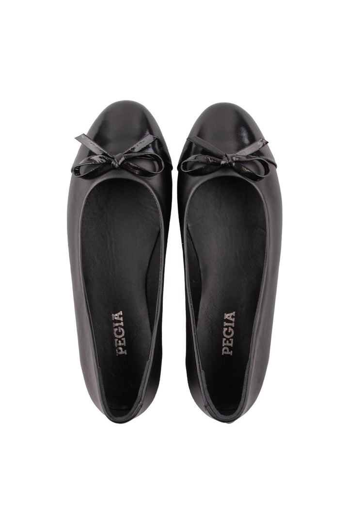 Pegia Women's Genuine Leather Ballerina DG6033  - Black
