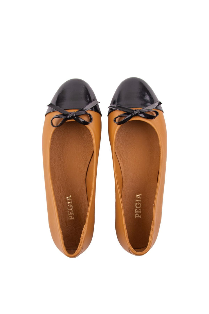 Pegia Women's Genuine Leather Ballerina DG6033  - Chestnut