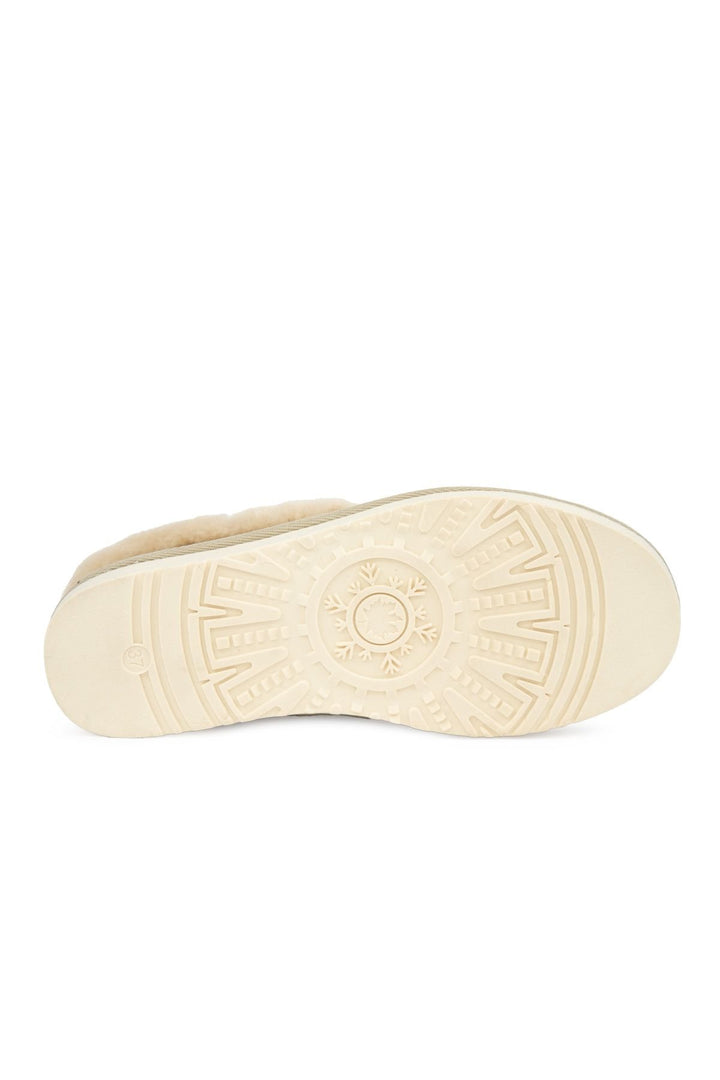 Pegia Women’s Sheepskin Shoes 191159  - Beige