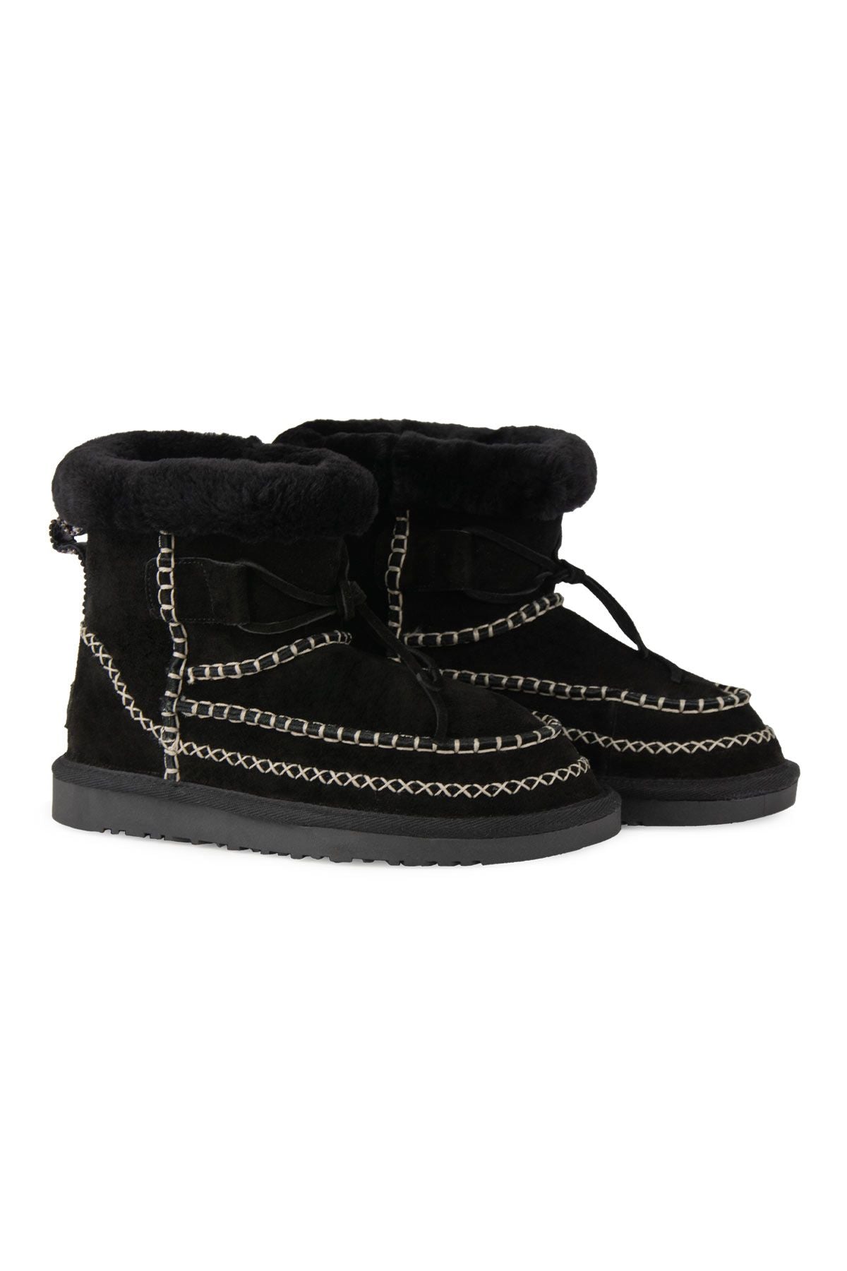 Pegia Women's Sheepskin Boots 191158  - Black