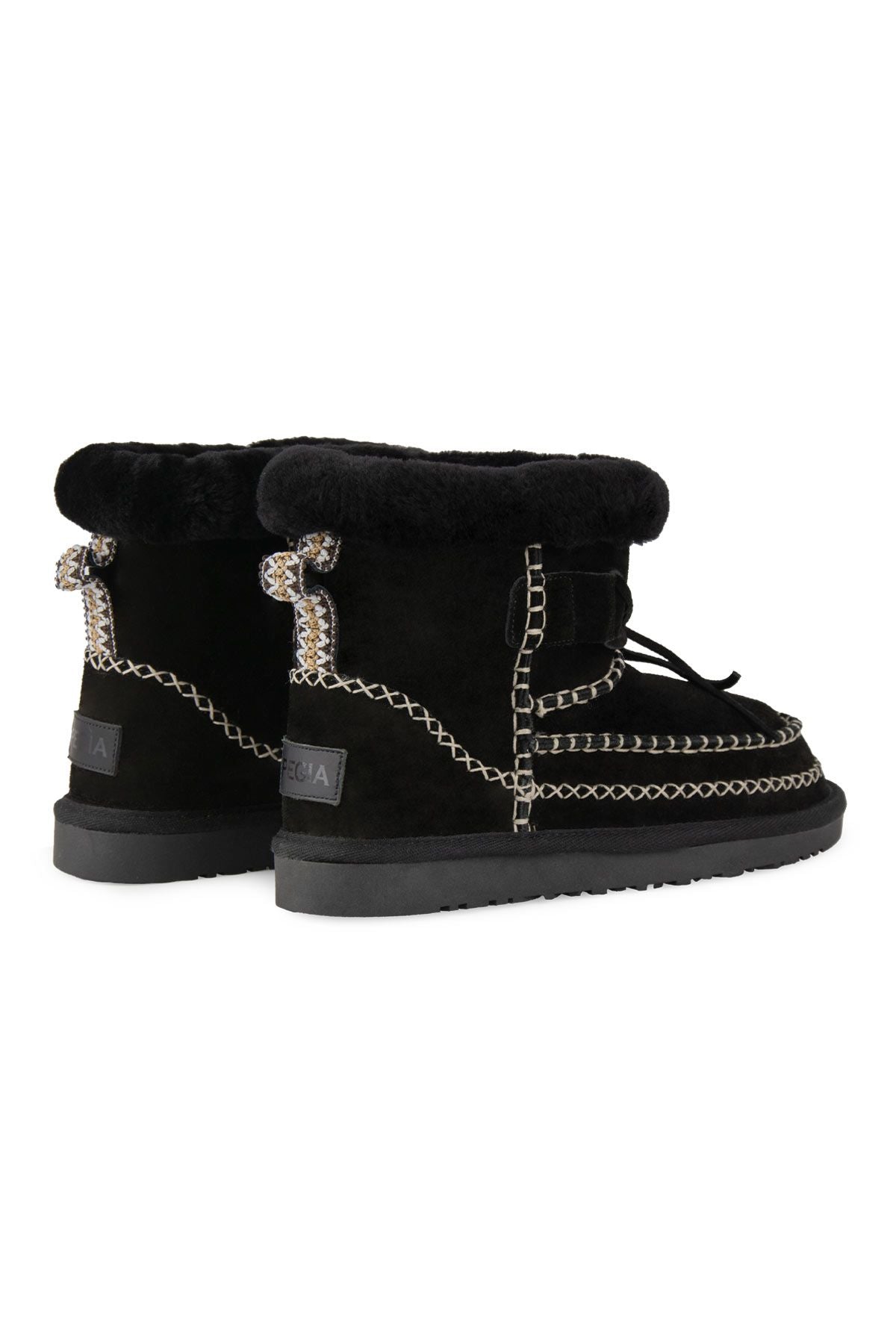 Pegia Women's Sheepskin Boots 191158  - Black