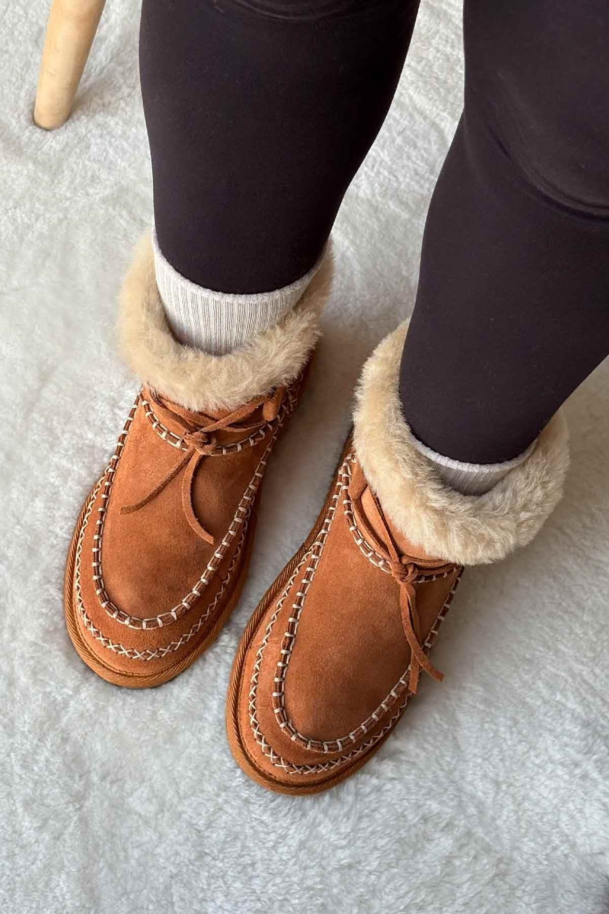 Pegia Women's Sheepskin Boots 191158  - Chestnut