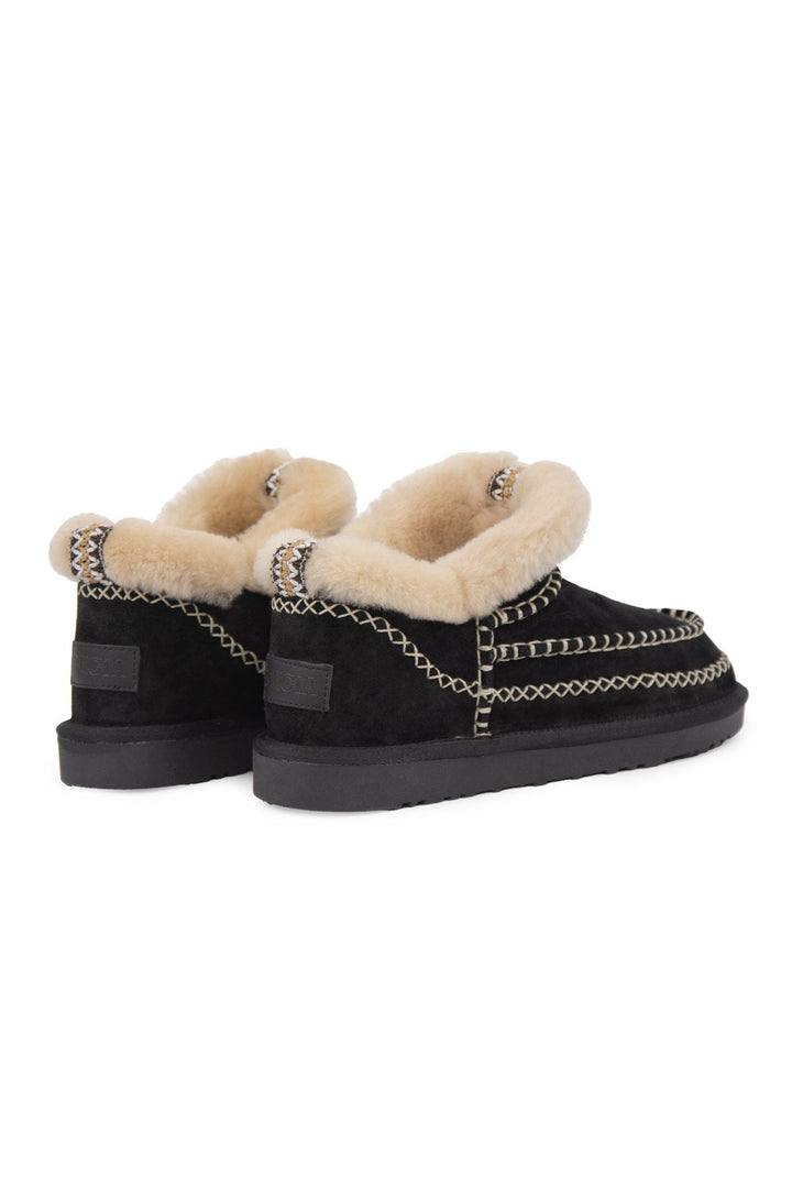 Pegia Women’s Genuine Sheepskin Boots 191160  - Black