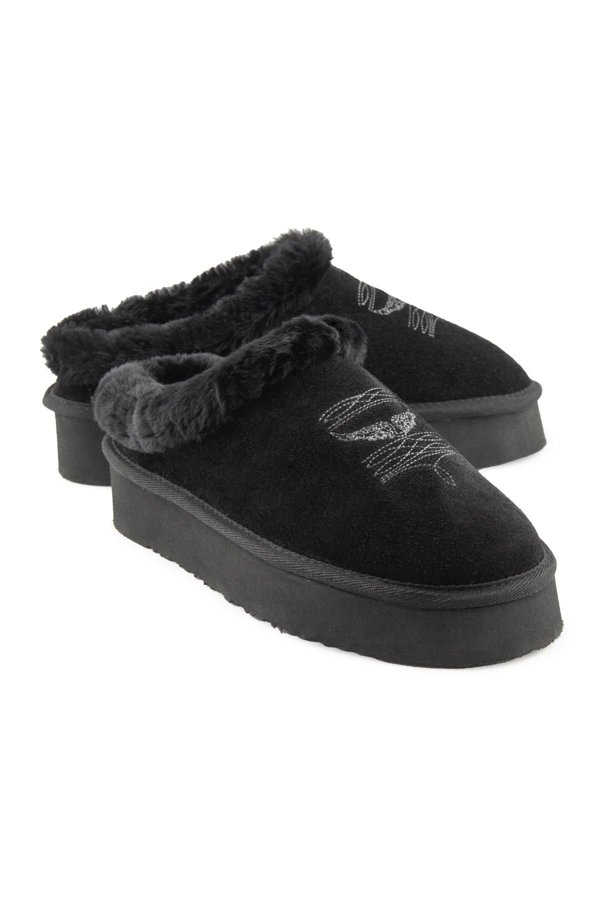 Pegia Women’s Sheepskin Slippers 191157  - Black