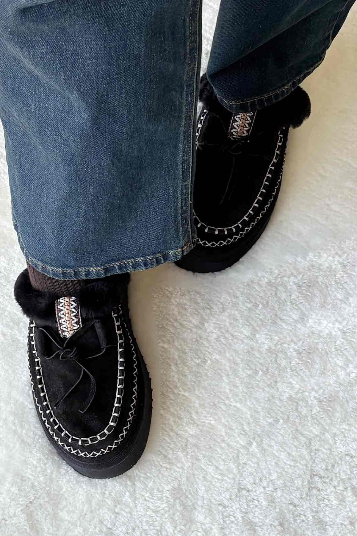 Pegia Women’s Genuine Sheepskin Slippers 191161  - Black