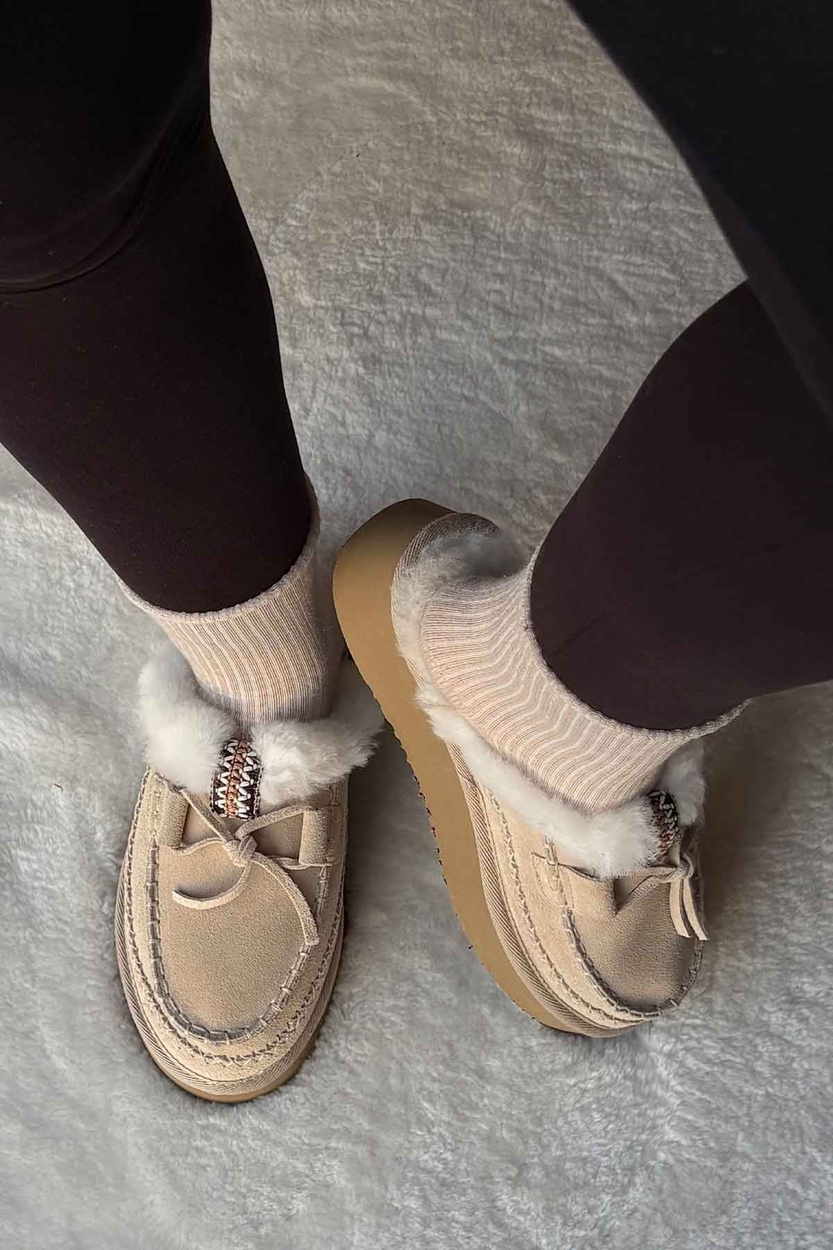 Pegia Women’s Genuine Sheepskin Slippers 191161  - Beige