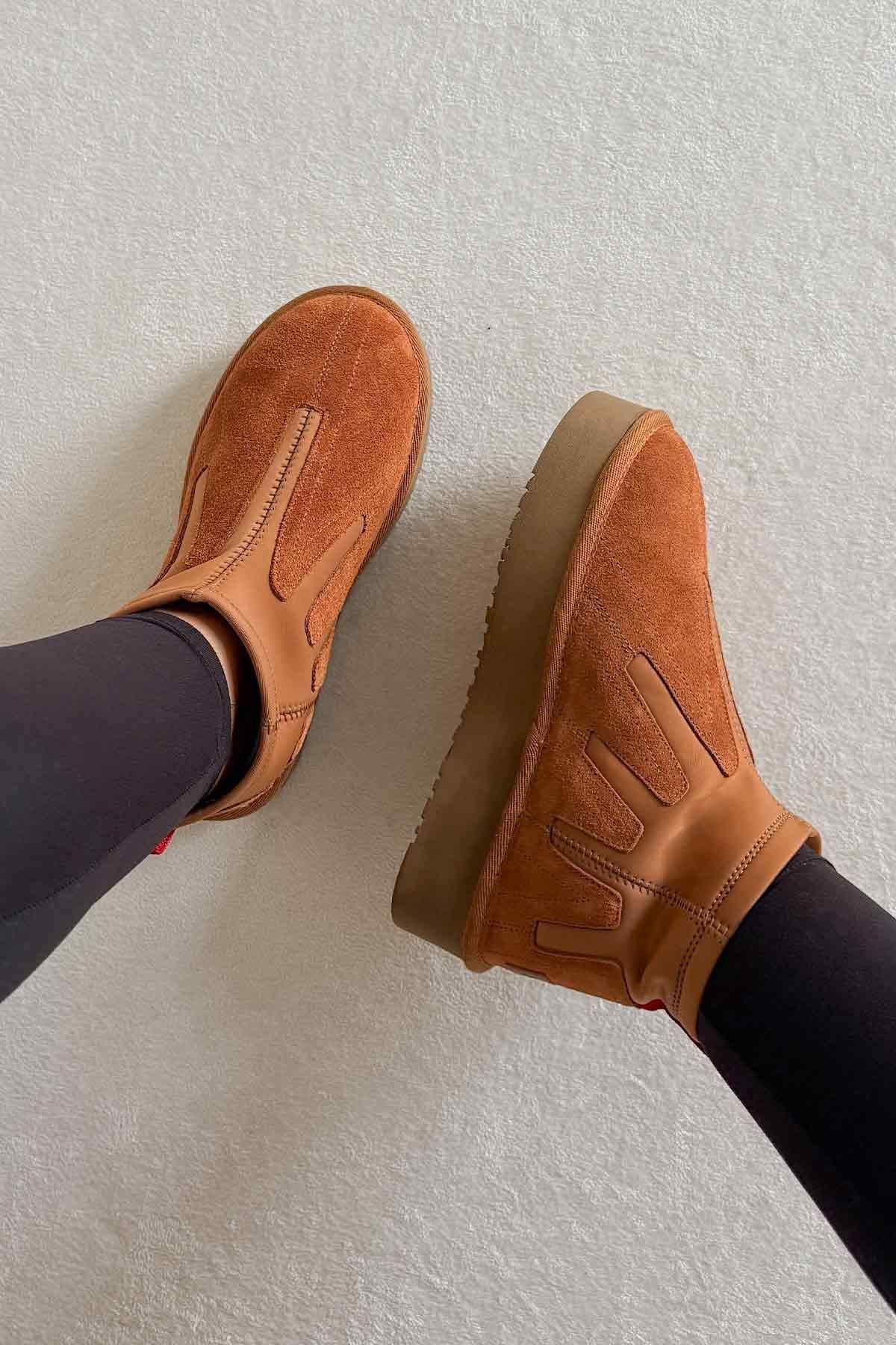 Pegia Women’s Suede Stretch Boots 191153  - Chestnut