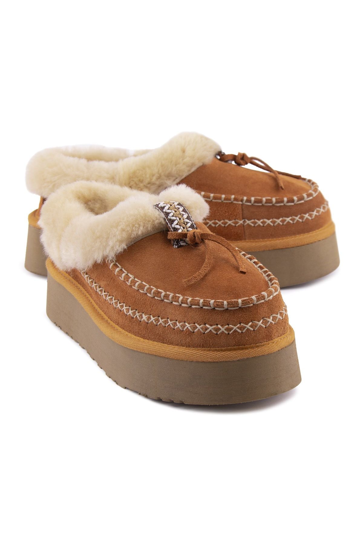 Pegia Women’s Sheepskin Platform Shoes 191164  - Chestnut
