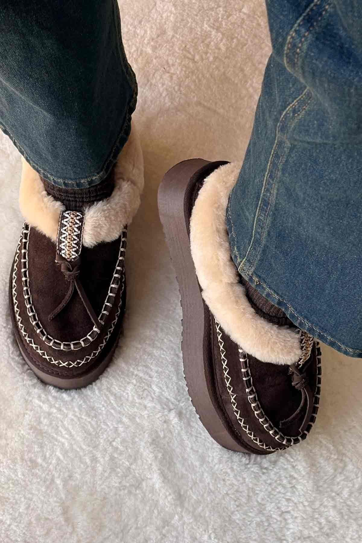 Pegia Women’s Sheepskin Platform Shoes 191164  - Choco