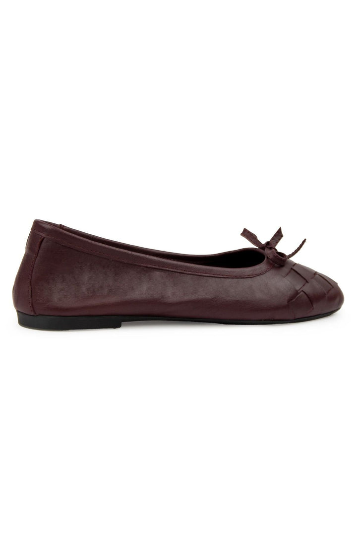 Pegia Women's Leather Ballet Shoes DG6019  - Burgundy
