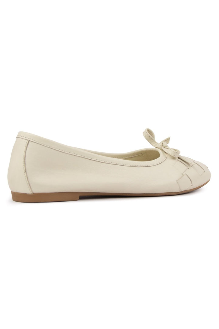Pegia Women's Leather Ballet Shoes DG6019  - Ivory