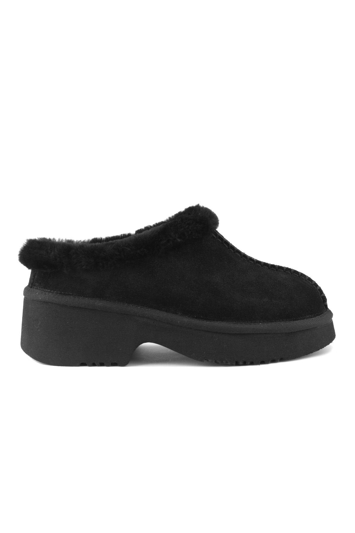 Pegia Sheepskin Women's Mini Boots 191155  - Black